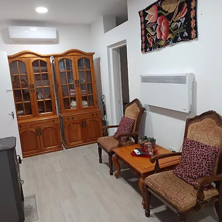 Aliki's House Holiday home *