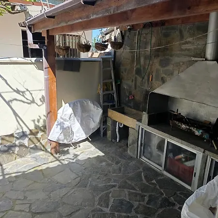 Дом отдыха Aliki's House *